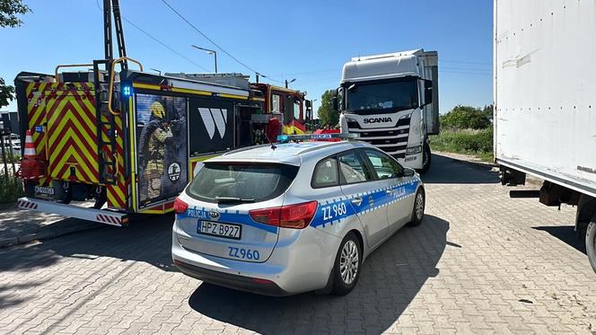 Nie żyje pieszy potrącony przez ciężarówkę. Tragiczna śmierć na drodze