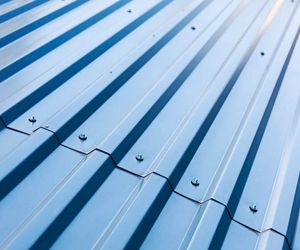 Jaka farba do aluminium? Malowanie aluminium krok po kroku