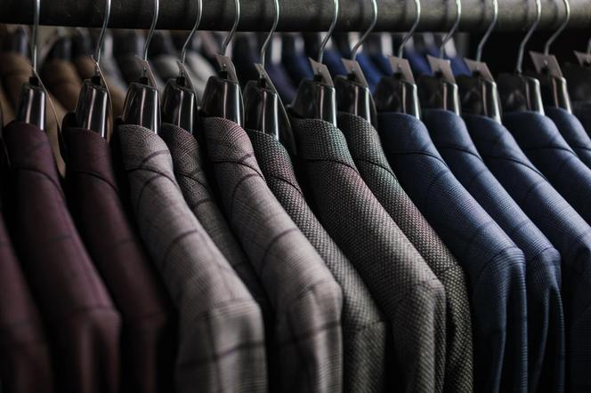 Sunset Suits - branża odzieżowa