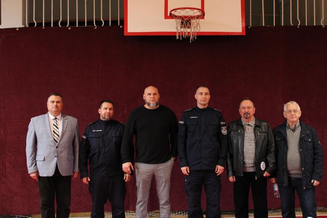 Dominik Dąbrowski spotkał się z młodzieżą III LO w Grudziądzu cz. II