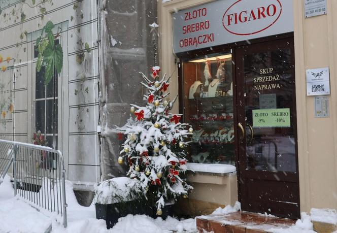 Świąteczne witryny sklepów i restauracji w Lublinie. Tak przystroiły się na święta!