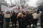 Pracownicy sądów protestują we Wrocławiu