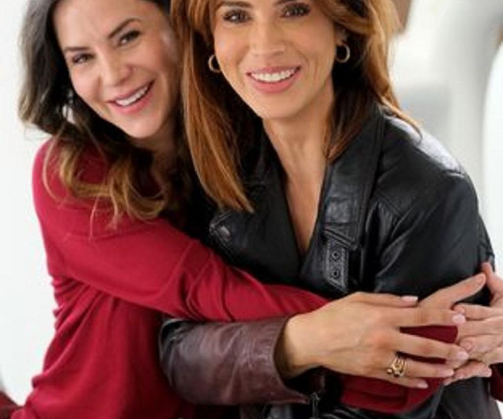 M jak miłość, odcinek 1874. Anna Brzezińska (Natalia Lesz), Kama (Michalina Sosna)