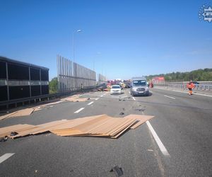 Śmiertelny wypadek na autostradzie A4 w Zabrzu. Droga jest zupełnie zablokowana