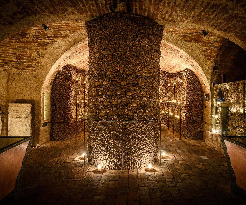 „Morawski Manchester” leży blisko Małopolski. Ma drugie największe katakumby w Europie