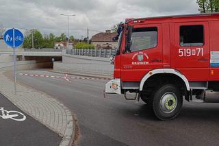 Na czas naprawy  uszkodzeń ruch w tunelu został całkowicie zamknięty dla samochodów i pieszych z wyjątkiem pojazdów uprzywilejowanych.