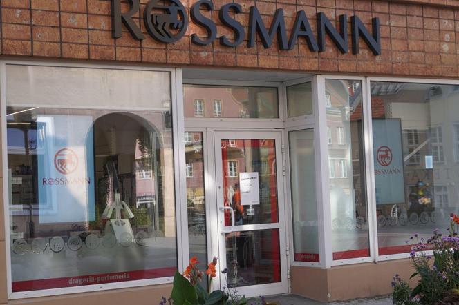 Rossmann na Starym Mieście w Olsztynie zamknięty. Dlaczego? [ZDJĘCIA]