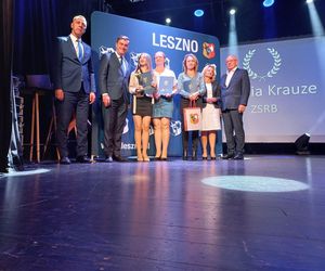 Wręczono Leszczyńskie Laury Oświaty. Zdolnym uczniom ze szkół w Lesznie