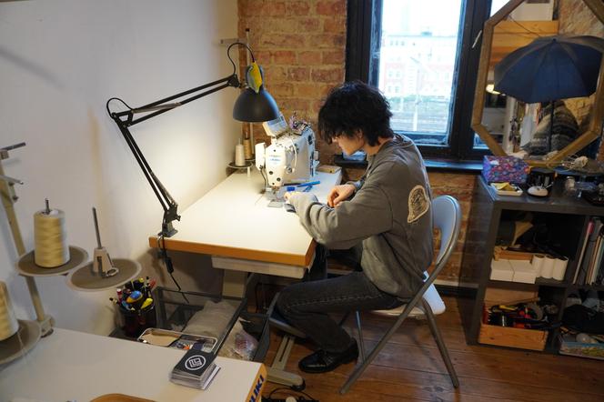 Tak wygląda studio, w którym Masahiro pracuje nad swoimi kolekcjami 
