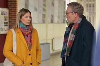 Pierwsza miłość odc. 3640. Kalina (Magdalena Wieczorek), jej ojciec Leon (Wojciech Dziduch)