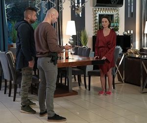 Pierwsza miłość, odcinek 3969. Melka (Ewa Jakubowicz), policja