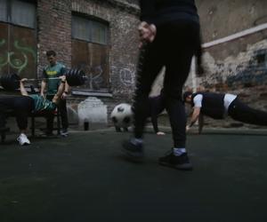 Tego jeszcze nie było! Celebryci zagrają w niezwykłą odmianę piłki nożnej, MOVE Federation pokazało pierwszy trailer