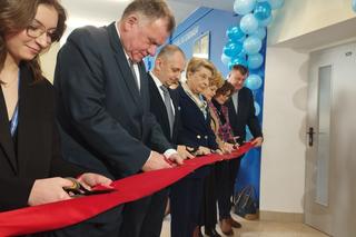 Uczniowie V LO w Lublinie dostali nowoczesne komputery.