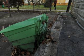 Babcia podpalaczka grasuje na osiedlu