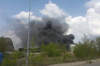 Kłęby dymu i ogromny pożar w Katowicach.
