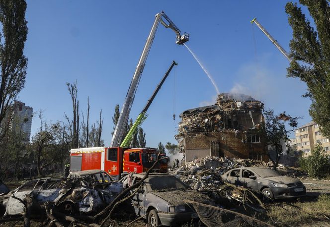 Do 23 wzrosła liczba ofiar śmiertelnych rakietowo-dronowego ataku Rosji na Kijów