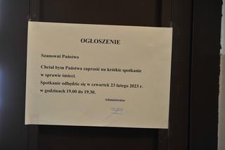  Śmieciowy absurd przy Czynszowej. Nie ma miejsca na altanę śmietnikową 