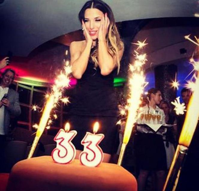 Ewa Chodakowska ma już 33 lata! Na ile wygląda? :) Oblookajcie jej 33 zdjęcia na 33. urodziny!