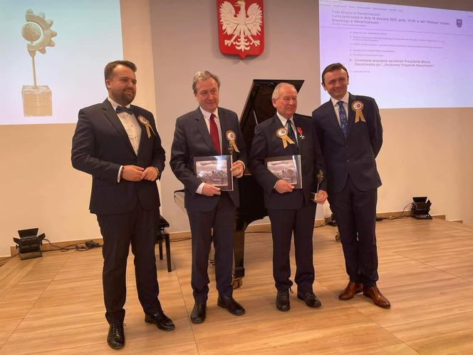 Jubileuszowa sesja i  ceremonia wręczenia statuetek „Honorowy Przyjaciel Starachowic”