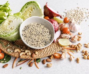 Superfoods 2025. Oto najzdrowsze produkty, które zawsze warto mieć w kuchni