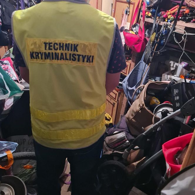 Od kilku miesięcy okradał niezamknięte auta. Policja z Ostródy szuka poszkodowanych