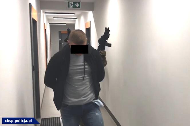 Znany wrocławski gangster zatrzymany! Grupa „Lelka" mogła „wyprać" ponad 37 mln zł