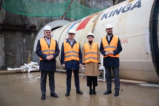 Wielkie chińskie maszyny TBM drążą najdłuższy tunel kolejowy w Polsce