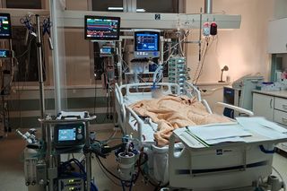 Rekordowe ECMO i przeszczep wątroby uratowały 18-latka