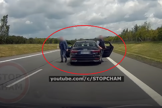 Dresiarze z Audi wstrzymali ruch, by pogrozić kierowcy z kamerką. Wcześniej łamali przepisy