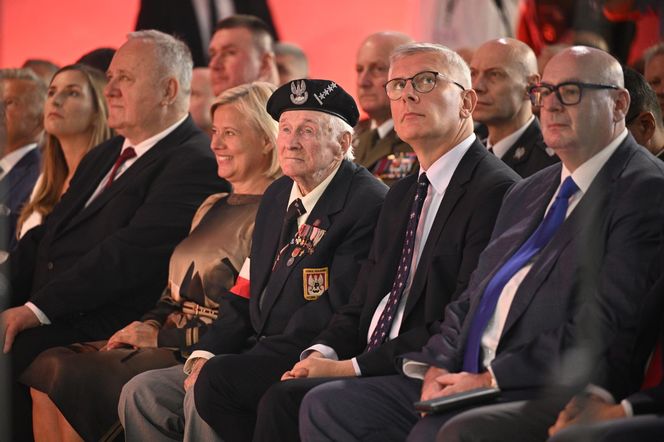 Muzeum Bitwy Warszawskiej. Pierwsze zdjęcia ze środka