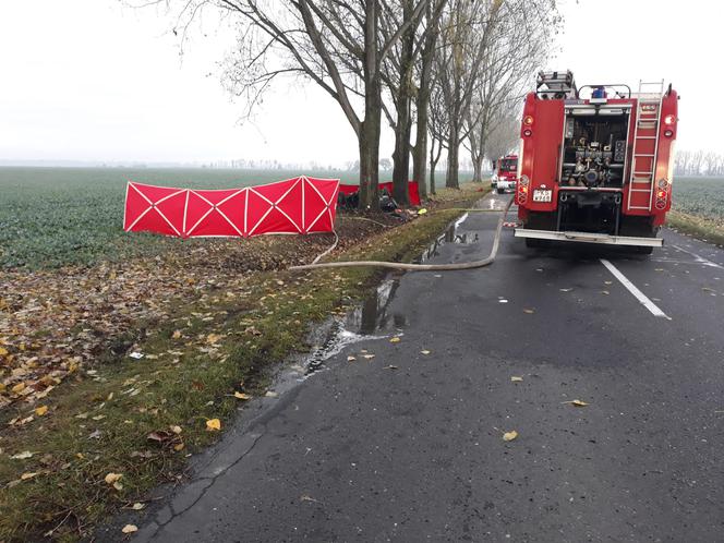 Dwie osoby nie żyją. Tragedia na drodze w pow. kościańskim
