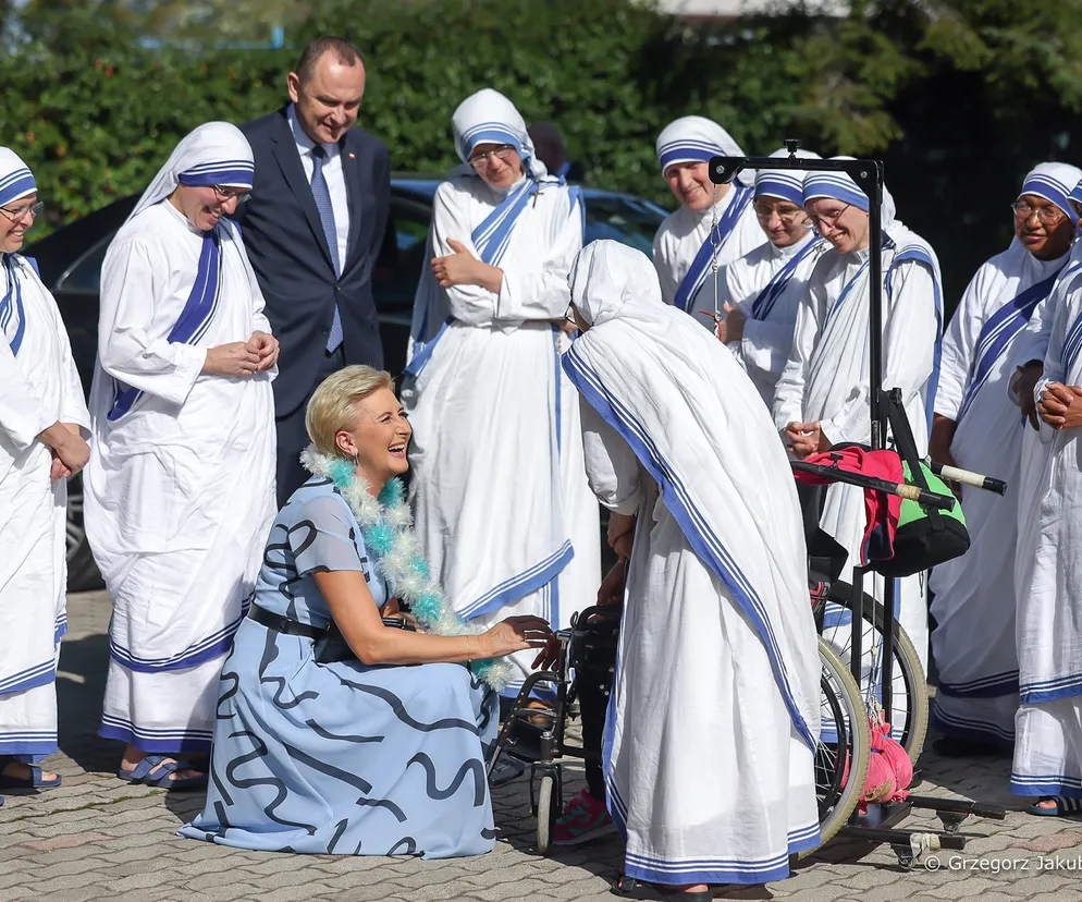 Agata Duda poszła w sukience na wesele do zakonnic?! Szok!