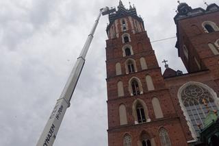 Korona królewska zdjęta z wieży mariackiej. Symbol Krakowa przejdzie renowację 