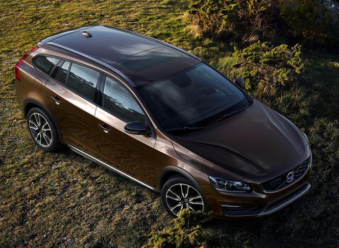 2015 Volvo V60 Cross Country