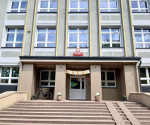 Egzamin ósmoklasisty 2025 z matematyki. Boję się, że nie dostanę się do wymarzonej szkoły - mówi uczeń z Bydgoszczy