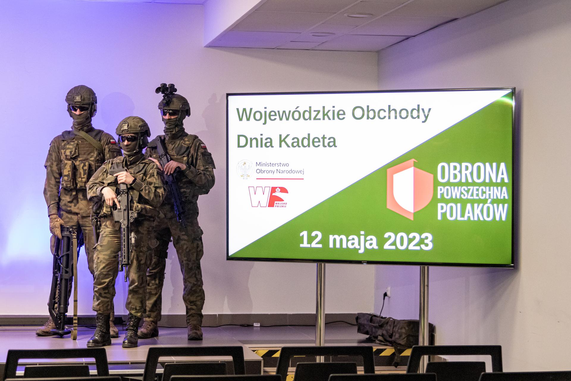 Konferencja przed Zlotem Miłośników Broni, Militariów i Survivalu "Militaria Pro Arma"