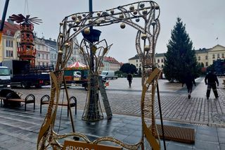 Bydgoszczanie już myślą o Świętach Bożego Narodzenia. To jedyny w Polsce jarmark na moście