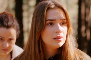 Miłość i nadzieja, odcinek 322: Levent ucieknie, a Cavidan będzie groziła Sili, żeby nie wydała Bahar - ZDJĘCIA