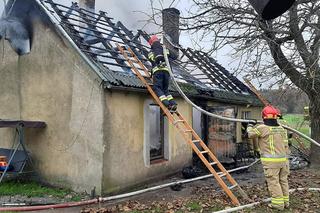 Pożar zabrał im dobytek całego życia. Rodzina z trójką dzieci potrzebuje pomocy 