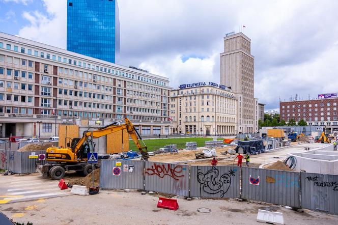 Parking podziemny pod placem Powstańców Warszawy w budowie