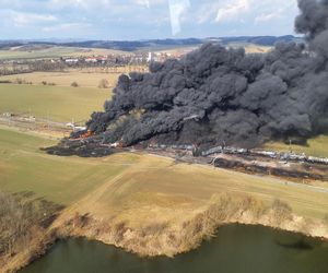 Katastrofa kolejowa w Czechach, płonie toksyczna substancja. Czy jest zagrożenie dla Polski?