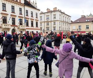 „Nazywam się Miliard” w Rzeszowie. Odbyły się protesty przeciw przemocy [ZDJĘCIA]