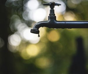 Wodociągi na granicy wydolności. W podkrakowskiej gminie może zabraknąć wody. Są obostrzenia