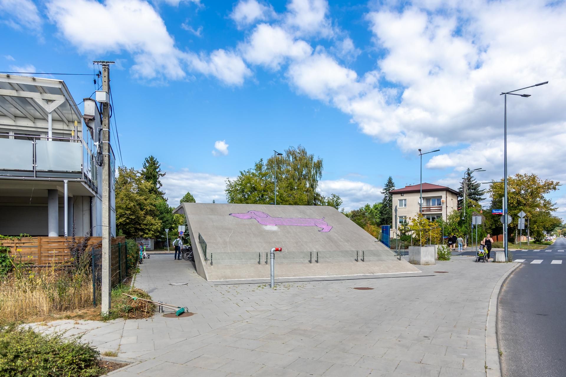 Okolice stacji metro Zacisze w Warszawie