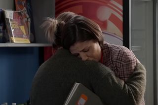 	Pierwsza miłość odc. 3974. Kinga (Aleksandra Zienkiewicz), Marysia (Aneta Zając)