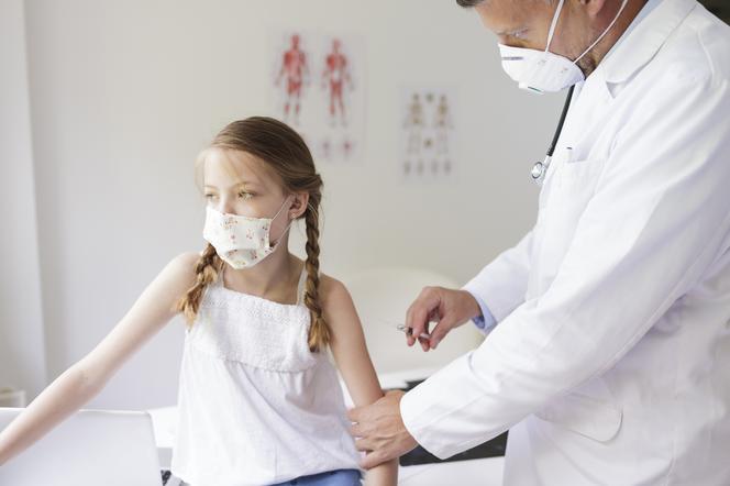 szczepienia dzieci w wieku 5-11 lat przeciw COVID-19