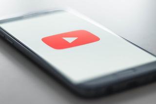 Gwiazda YouTube rozbiła bank! Ile zarabia?