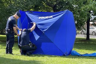 Tragedia w Ursusie. Mężczyzna spadł z 10. piętra bloku 