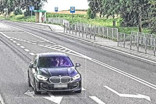 19-letni Ukrainiec z BMW pokazywał środkowy palec fotoradarom. Wpadł w ręce policji