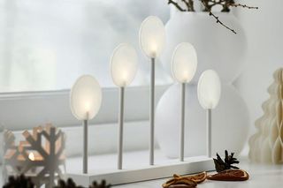 Świetlne dekoracje na Boże Narodzenie